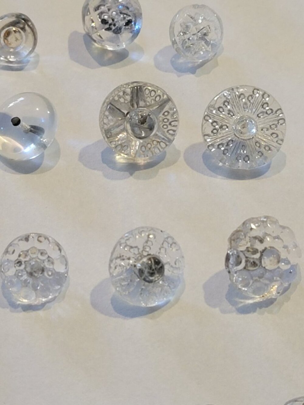 Lot of Clear Glass Shanked Vintage Buttons - Picture 6 of 16